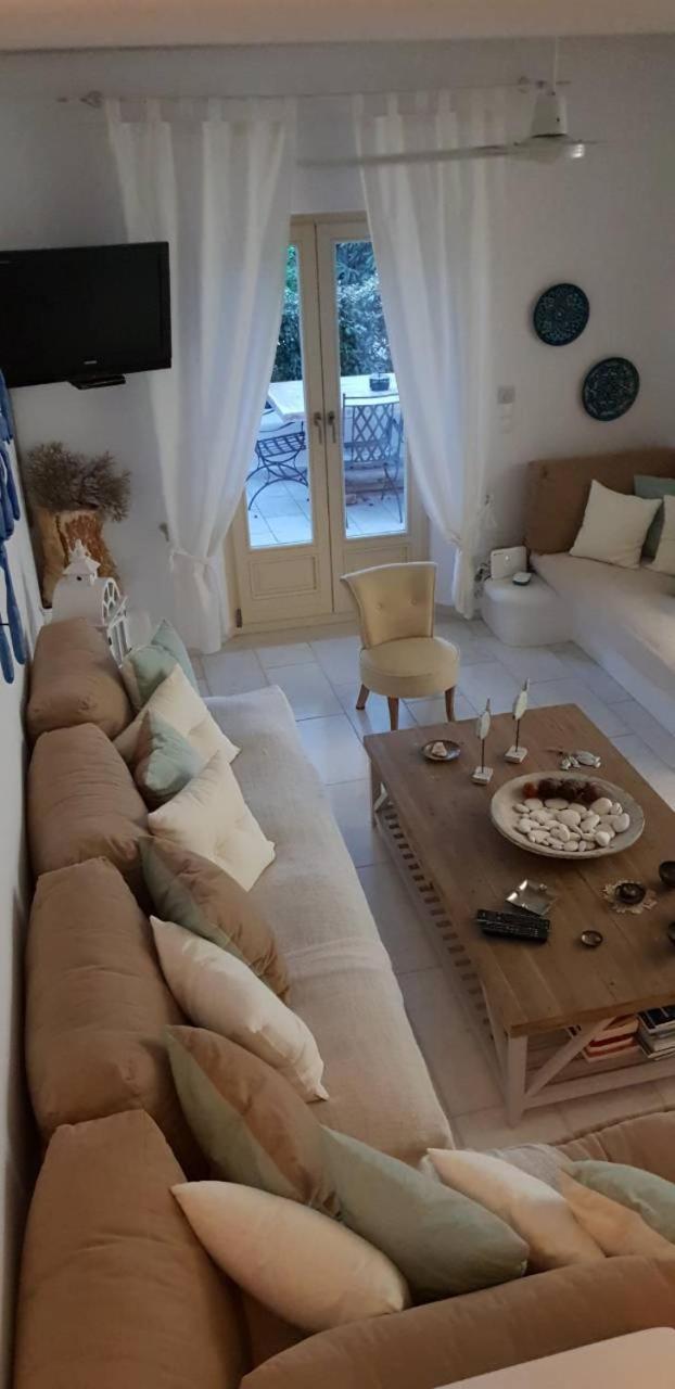 Villa Nafsika Paros Логарас Экстерьер фото
