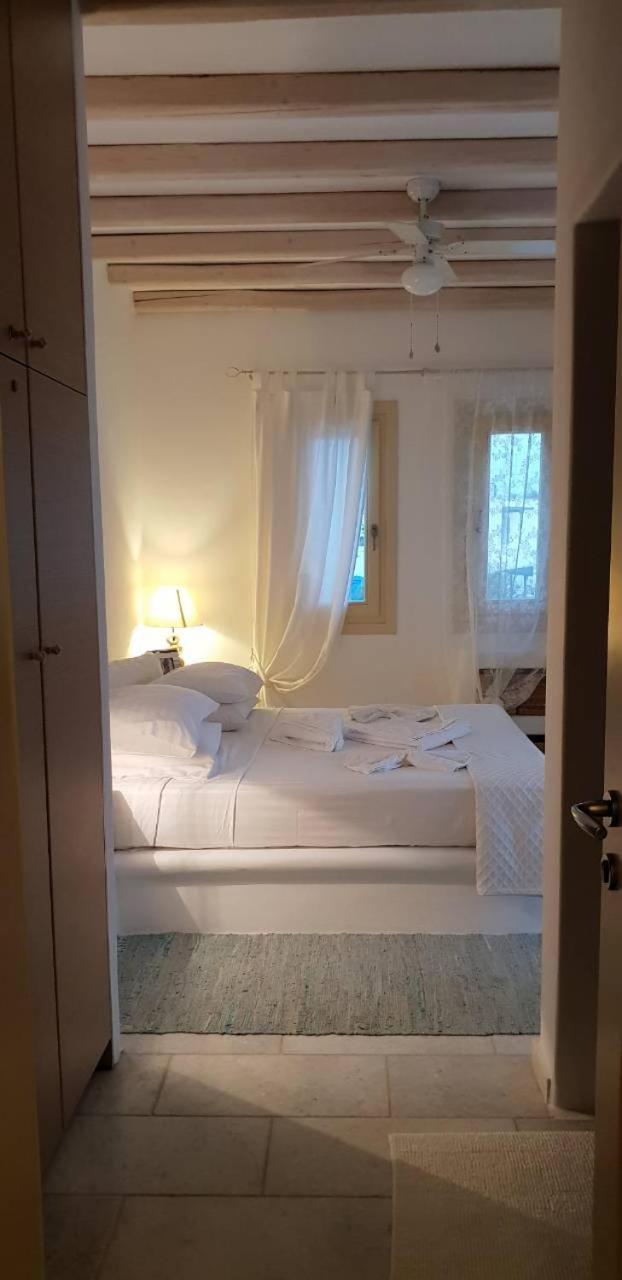 Villa Nafsika Paros Логарас Экстерьер фото